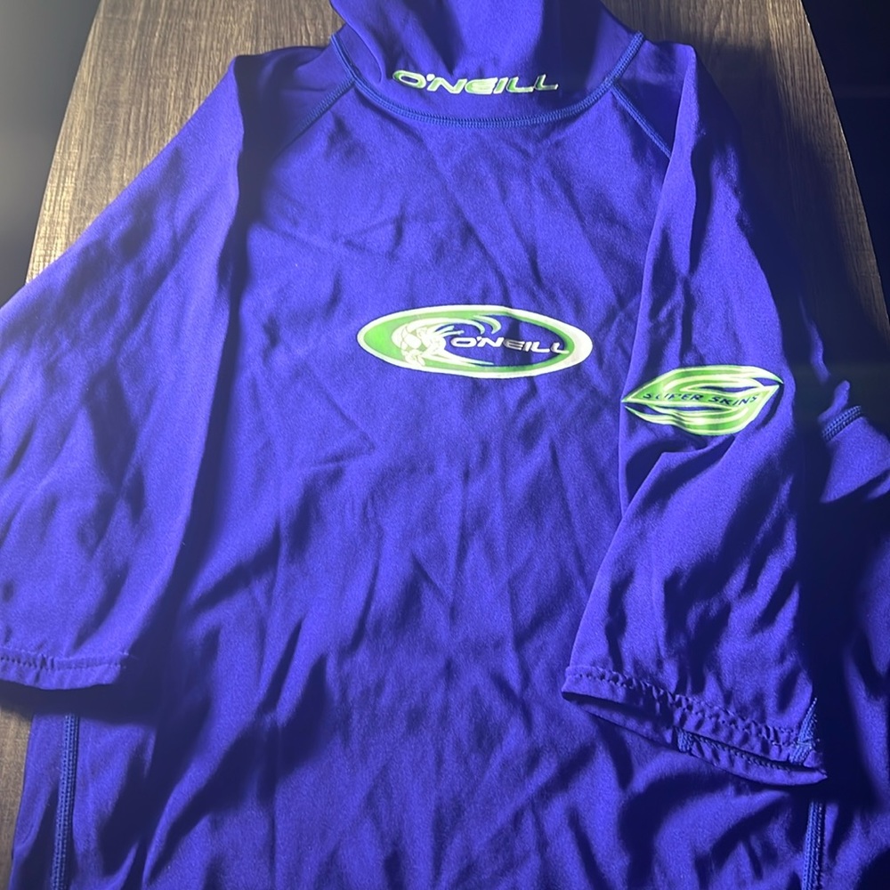 O’Neill Youth High Neck Surfer Skins Rashguard Color Purple Size XL 12-14